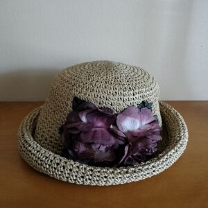 Woven straw Hat with Burgundy wine Flower Accent 80s Retro Rolled Brim